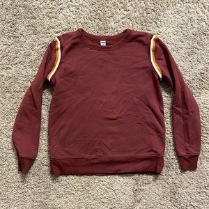 Maroon sweater